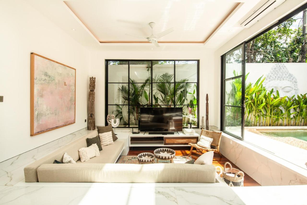 Luxury Villa Devina I Seminyak I Yoga & Gym Exterior photo